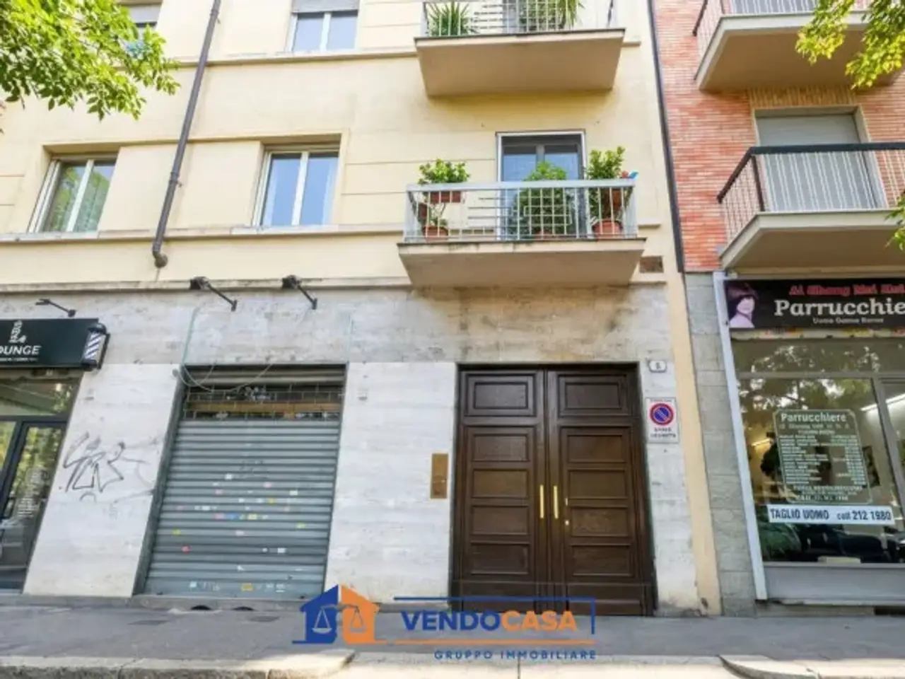 Negozio in Piazza Tancredi Galimberti 6, Torino, {3} - Foto 1