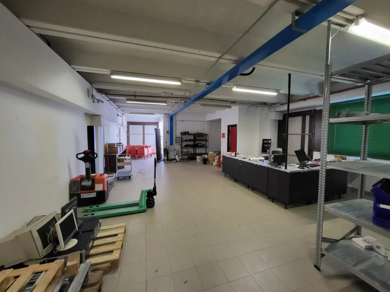 Laboratorio in , Creazzo, {3} - Foto 1
