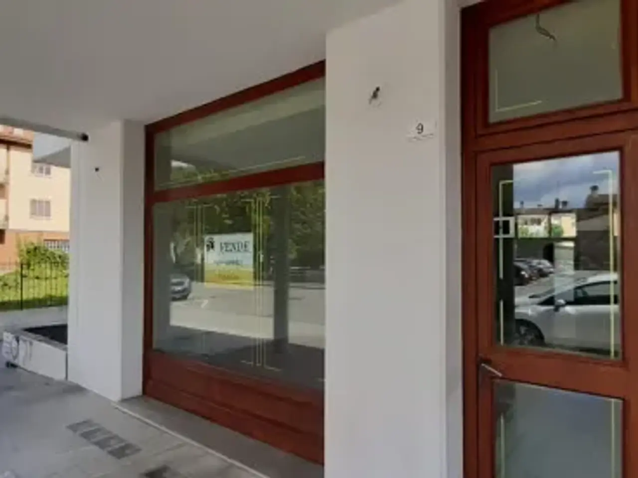 Negozio in Piazza della Resistenza, Cividale Del Friuli, {3} - Foto 2