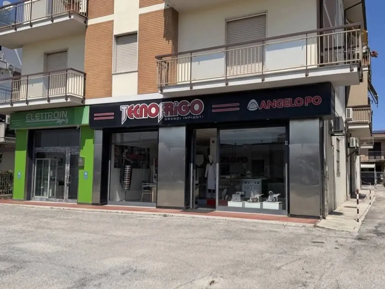 Negozio in Via Piave 129/B, San Benedetto Del Tronto, {3} - Foto 2