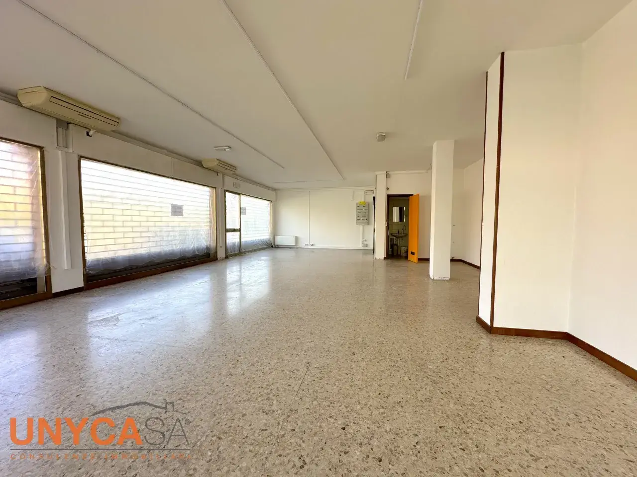 Negozio in , Selvazzano Dentro, {3} - Foto 1