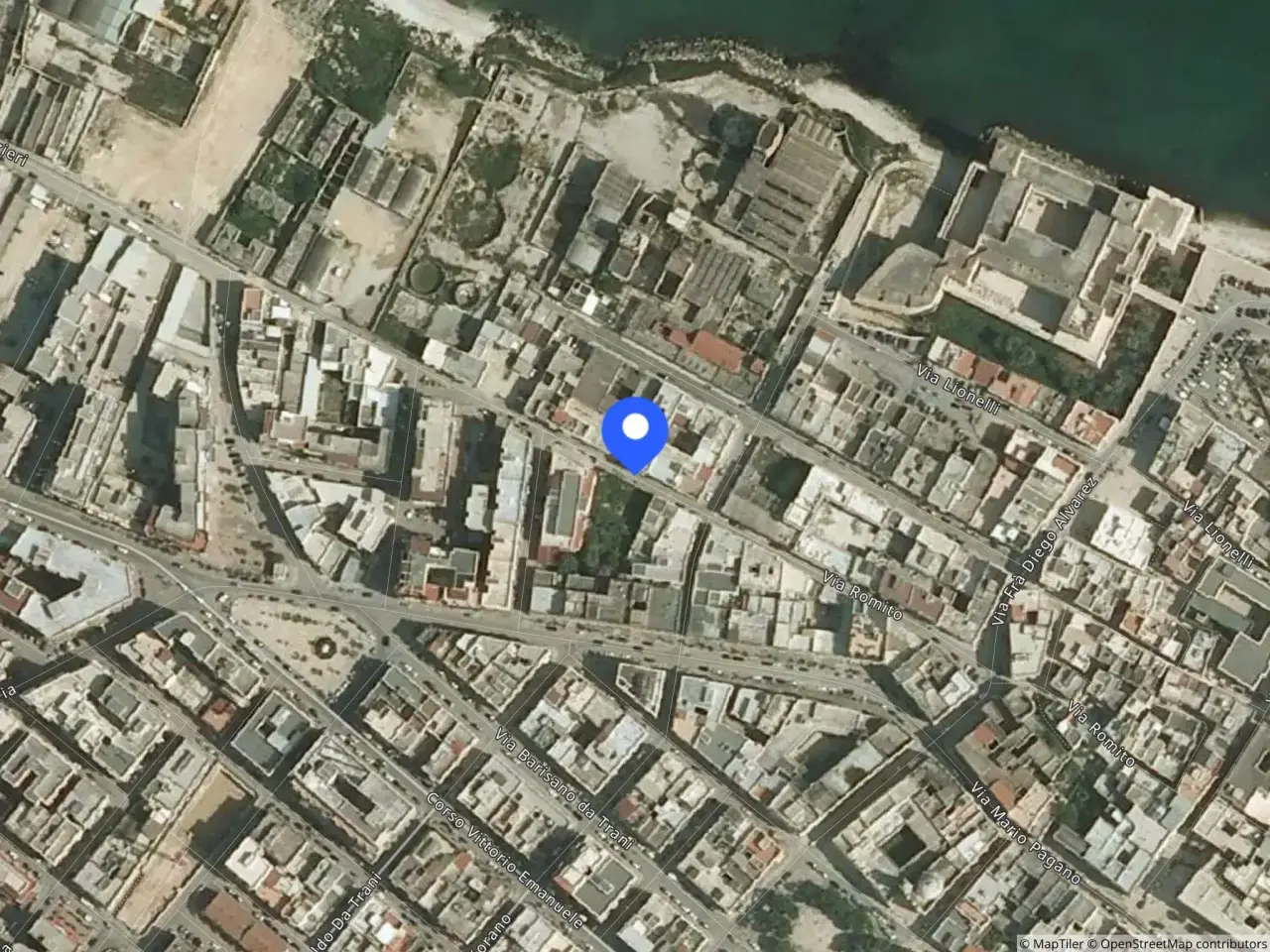Capannone in Via Romito 122 122, Trani, {3} - Foto 1