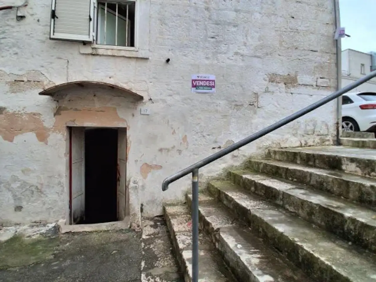 Magazzino in Piazza Umberto I 67, Ceglie Messapica, {3} - Foto 1