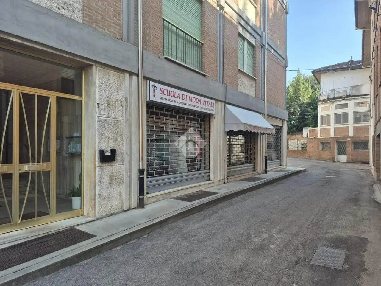 Ufficio in Via Belriguardo 9, Ferrara, {3} - Foto 1