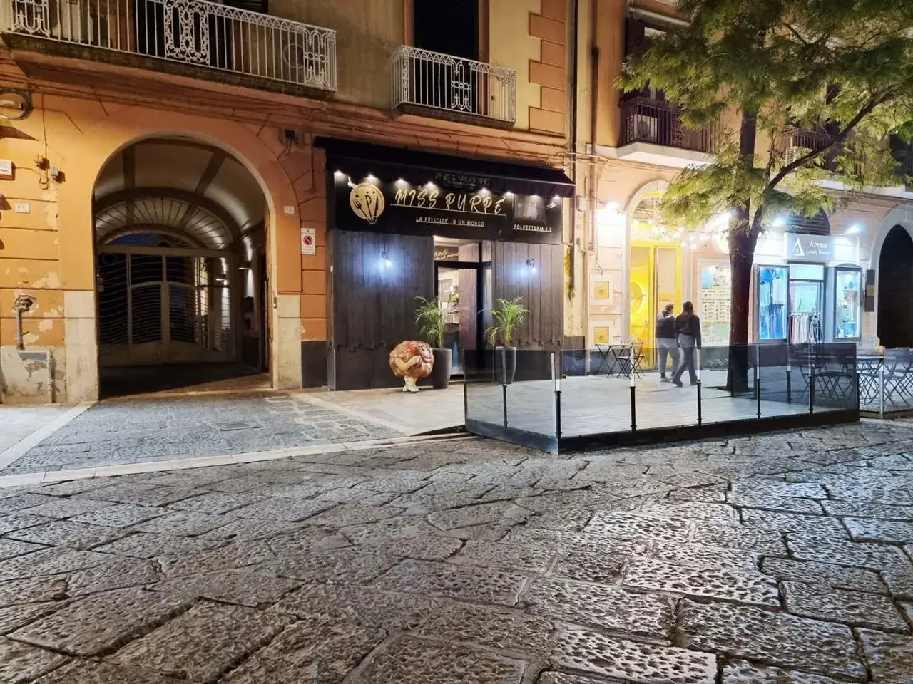 Negozio in Corso Trieste 104, Caserta, {3} - Foto 2