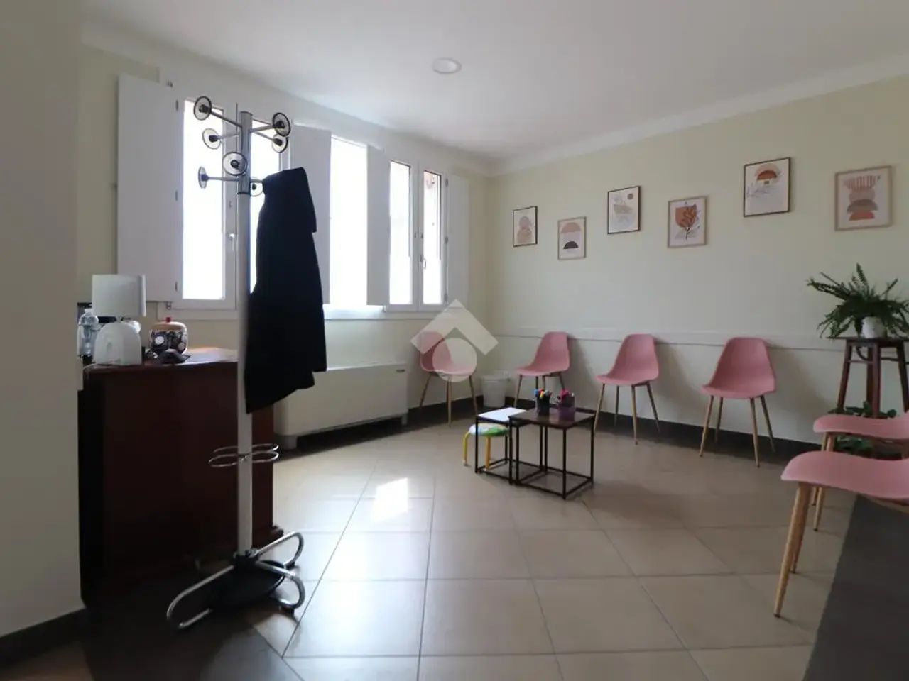 Ufficio in Via Gramsci 1, Porto Mantovano, {3} - Foto 2