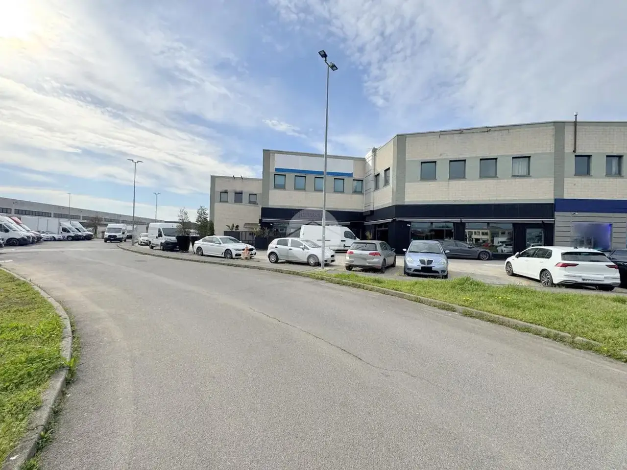 Ufficio in Via Sandro Pertini 4, Cazzago San Martino, {3} - Foto 1