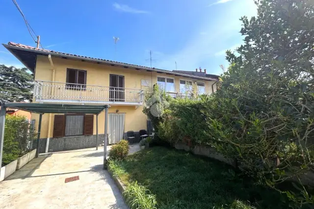 Detached house in Strada Barauda 43, Moncalieri - Photo 1