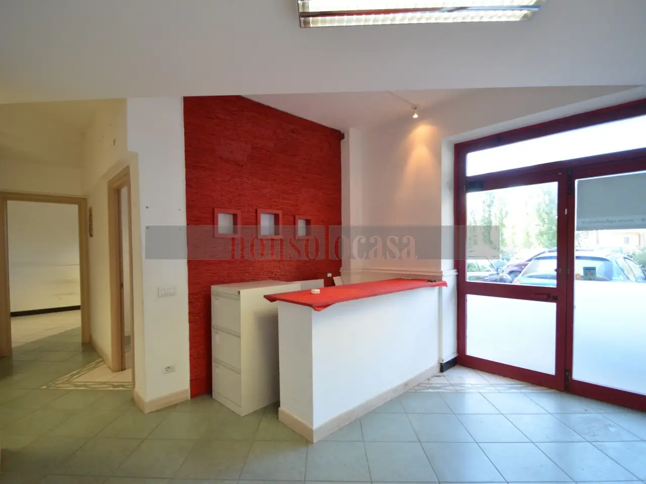 Negozio in Via Luigi Catanelli 23, Perugia, {3} - Foto 1