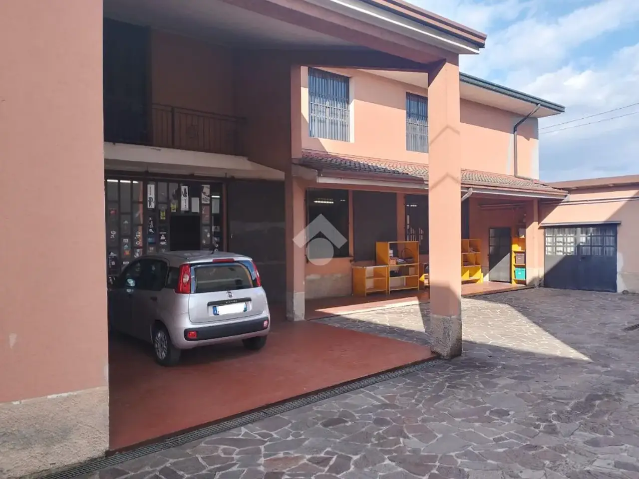 Magazzino in Via Fermi 02, Brandico, {3} - Foto 1