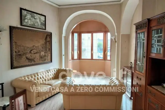 Casa indipendente in Via Tenente Roberto Antonucci, Mesagne - Foto 1