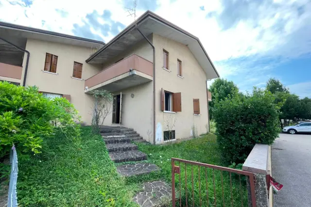 Villa in Via Lago di Levico, Caldogno - Foto 1