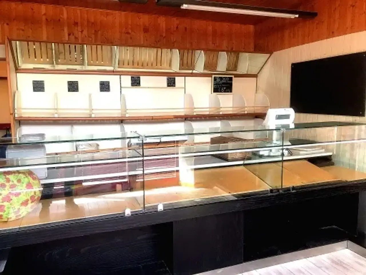 Esercizio commerciale in , San Vincenzo, {3} - Foto 1