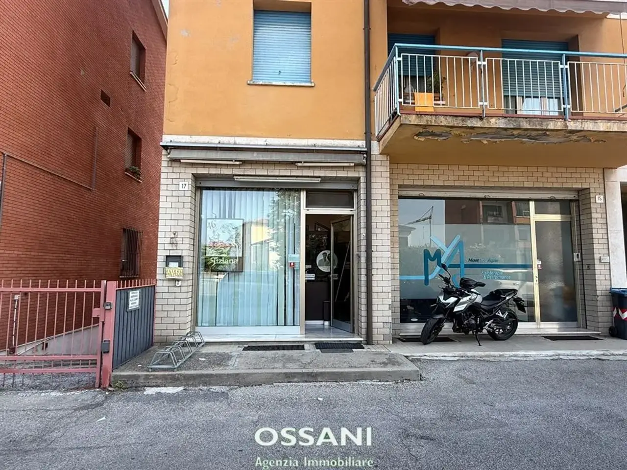 Magazzino in Via Giuliano da Maiano 17, Faenza, {3} - Foto 2