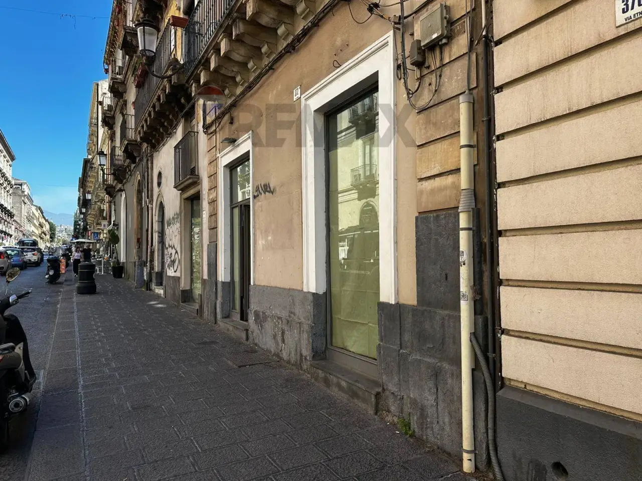 Negozio in Via Etnea 347, Catania, {3} - Foto 2