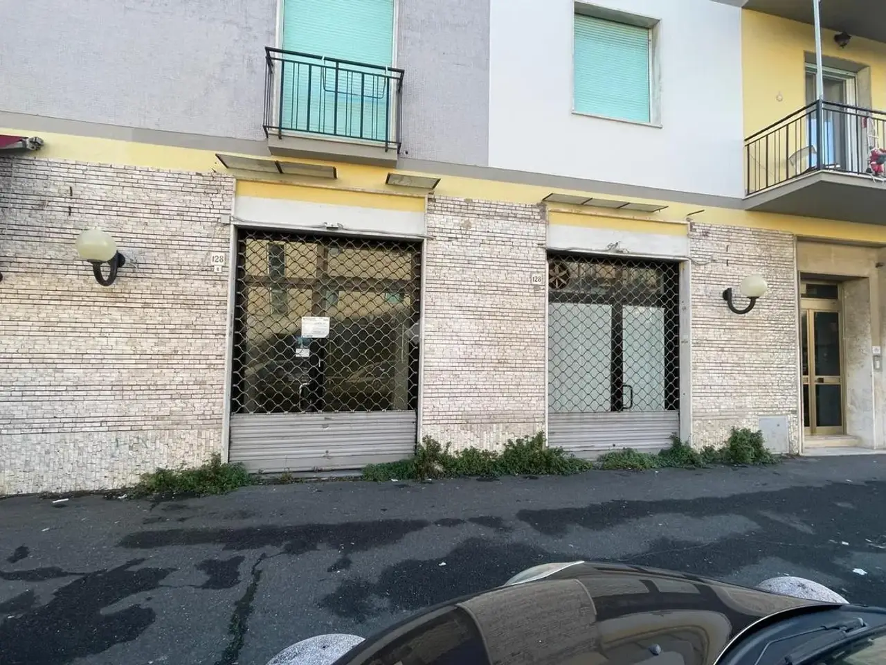 Magazzino in Via Piero Donnini 128, Livorno, {3} - Foto 1