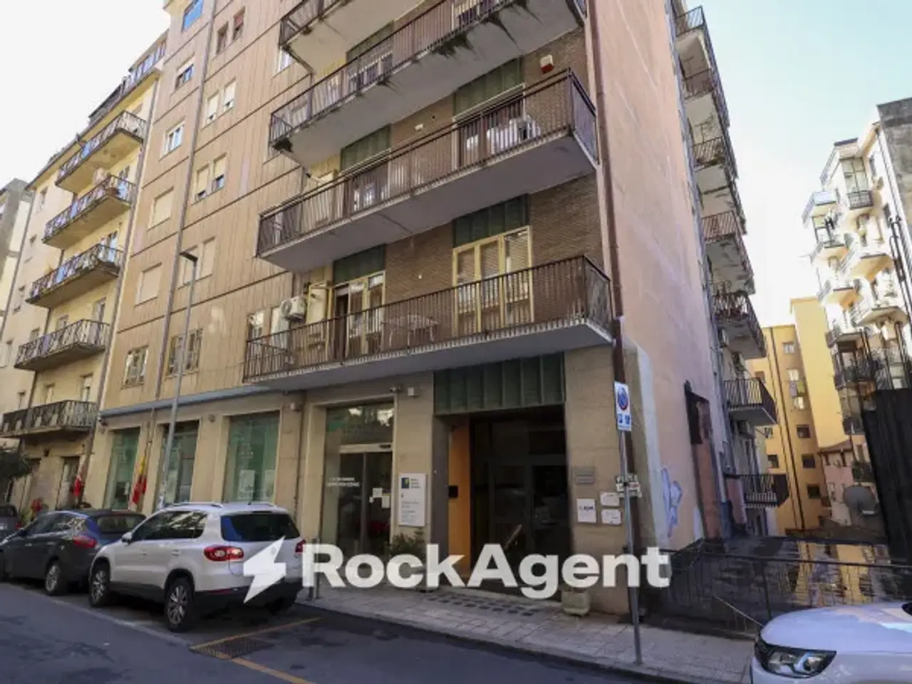 Ufficio in Via Edmondo Buccarelli 4, Catanzaro, {3} - Foto 1