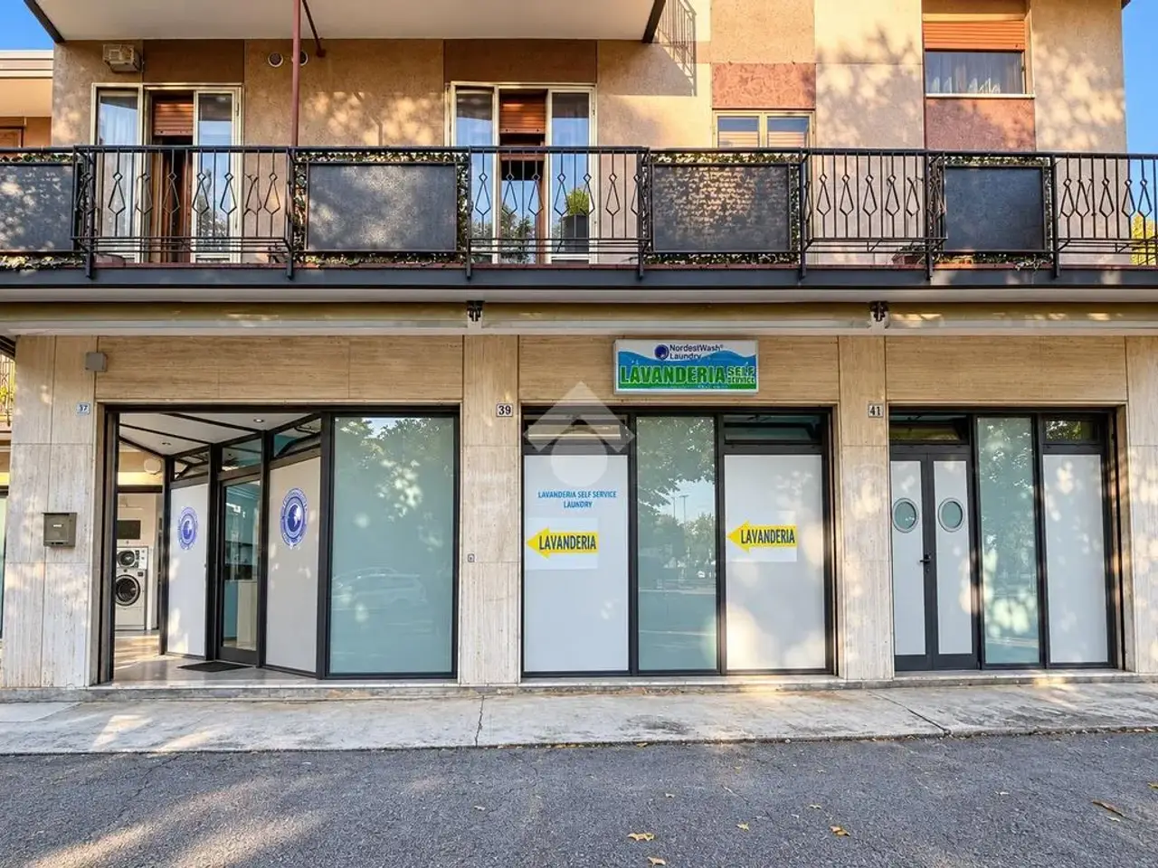 Negozio in Via Monte Cervino 37, Venezia, {3} - Foto 2