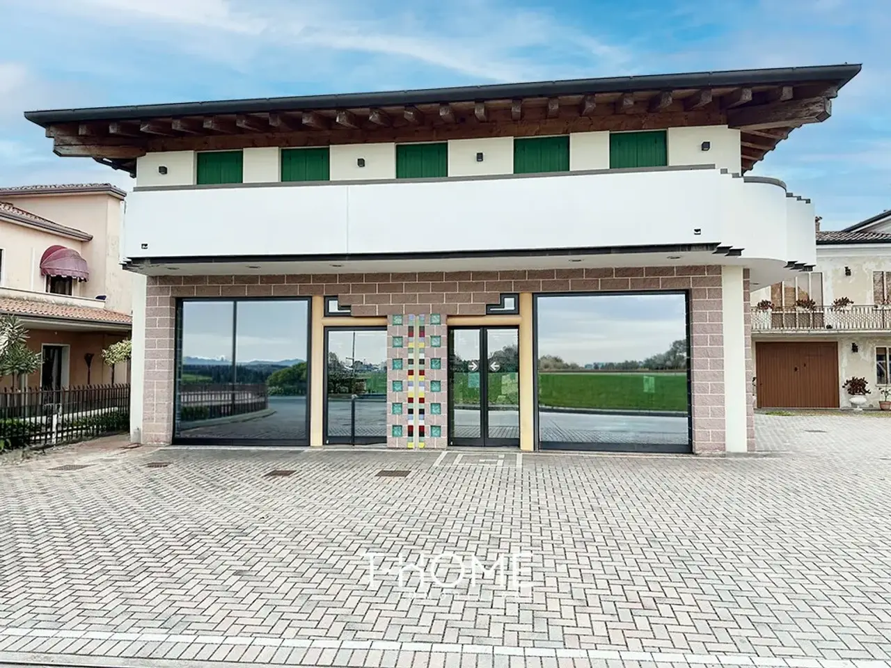 Palazzina commerciale in , Rossano Veneto, {3} - Foto 2