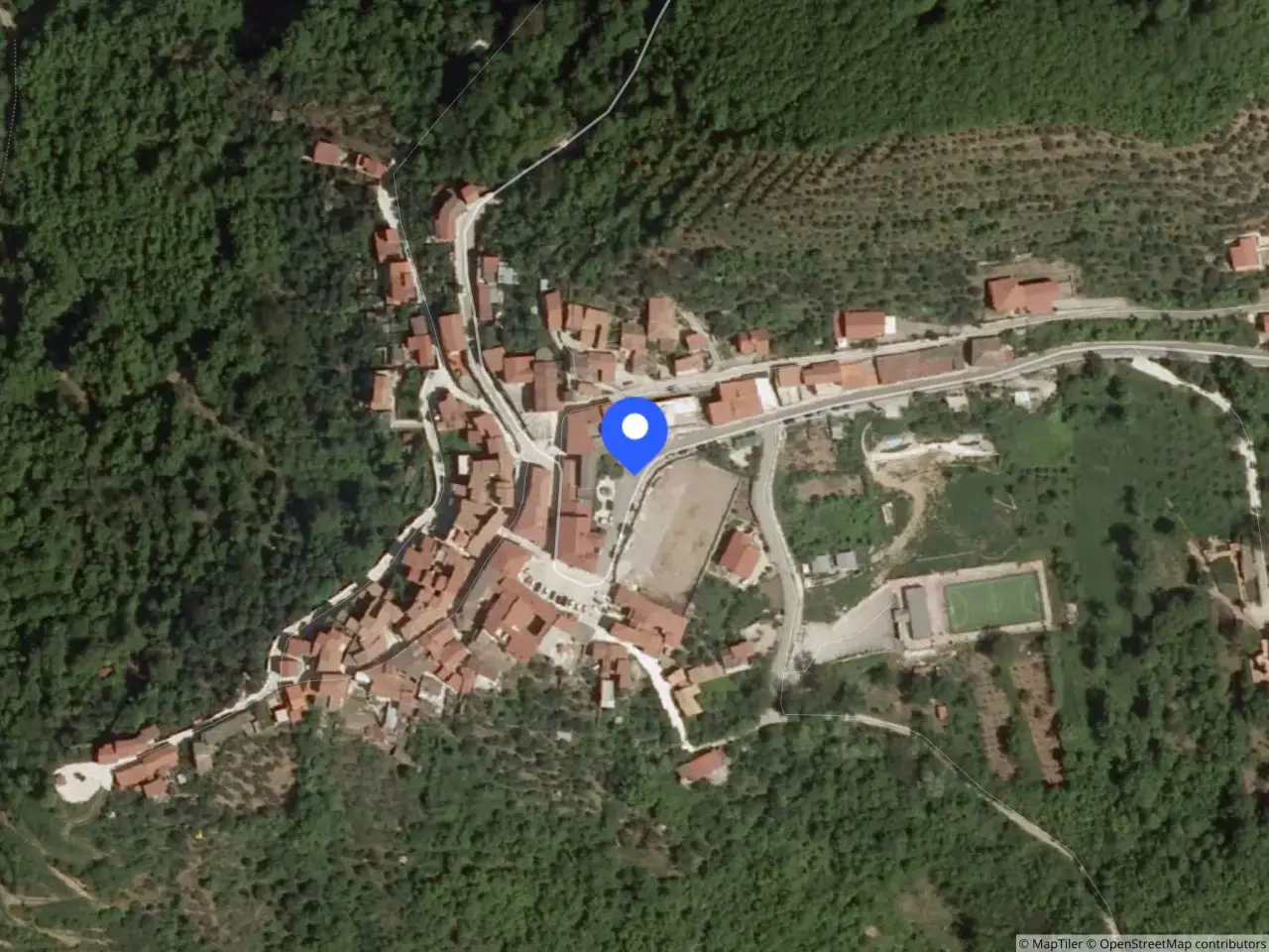 Fabbricato misto in Località Campolongo, Zona Periferica, Petruro Irpino, {3} - Foto 1