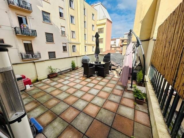 Vierzimmerwohnung in {3}, Piazza Santa Maria Beltrade - Foto 1