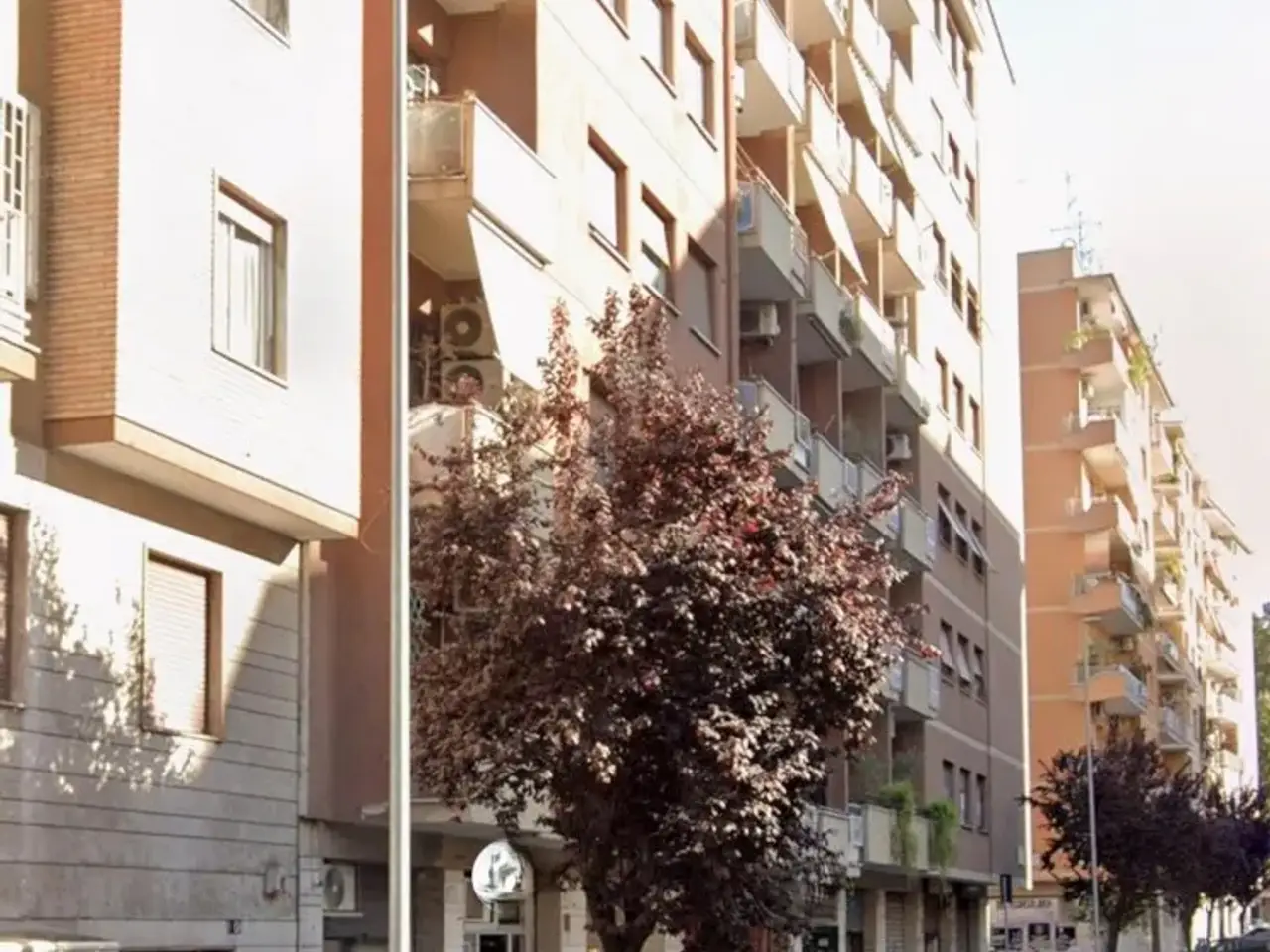 Negozio in Via Luigi Rizzo 00, Roma, {3} - Foto 1