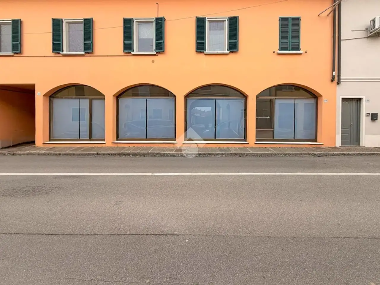 Negozio in Via Filippo Corridoni 22, Verolavecchia, {3} - Foto 1