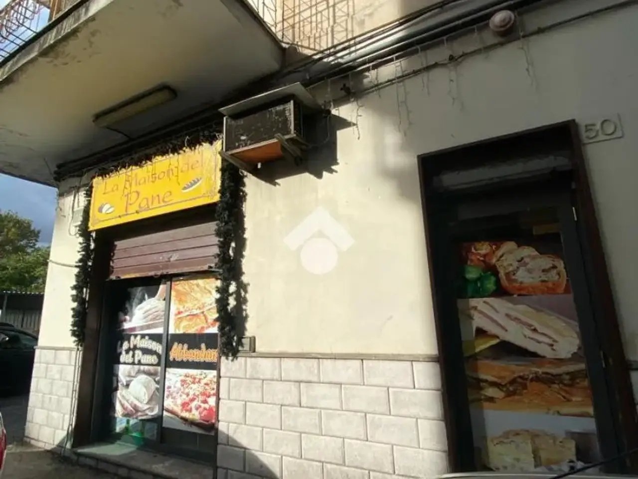 Negozio in Via Cupa della Vedova 156, Napoli, {3} - Foto 1