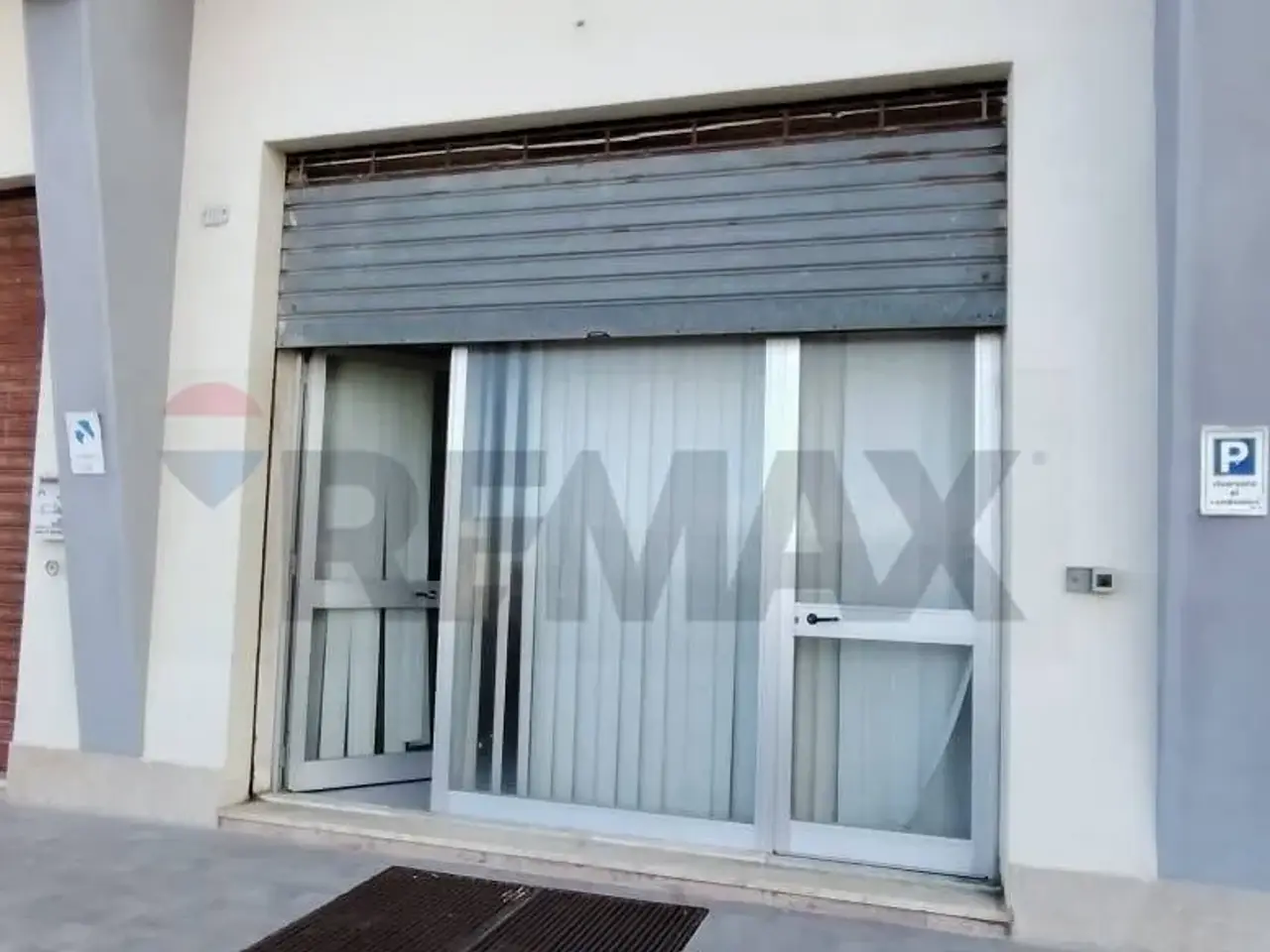 Negozio in Via Liberta 159, Termini Imerese, {3} - Foto 2