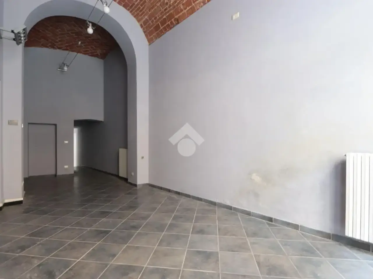Negozio in Via Dante Alighieri 59, Alessandria, {3} - Foto 1