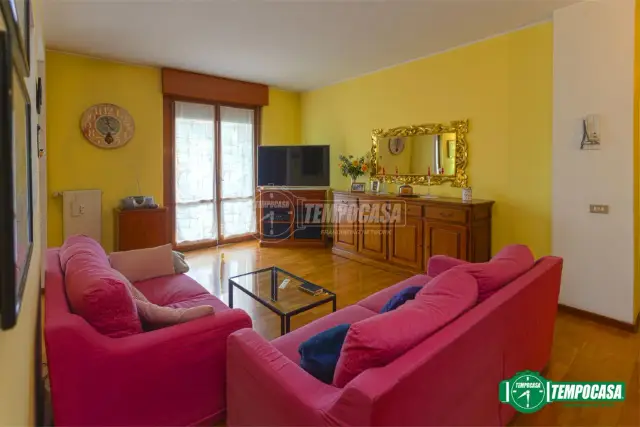 3-room flat in Via Gianpaolo Lolmo, Bergamo - Photo 1