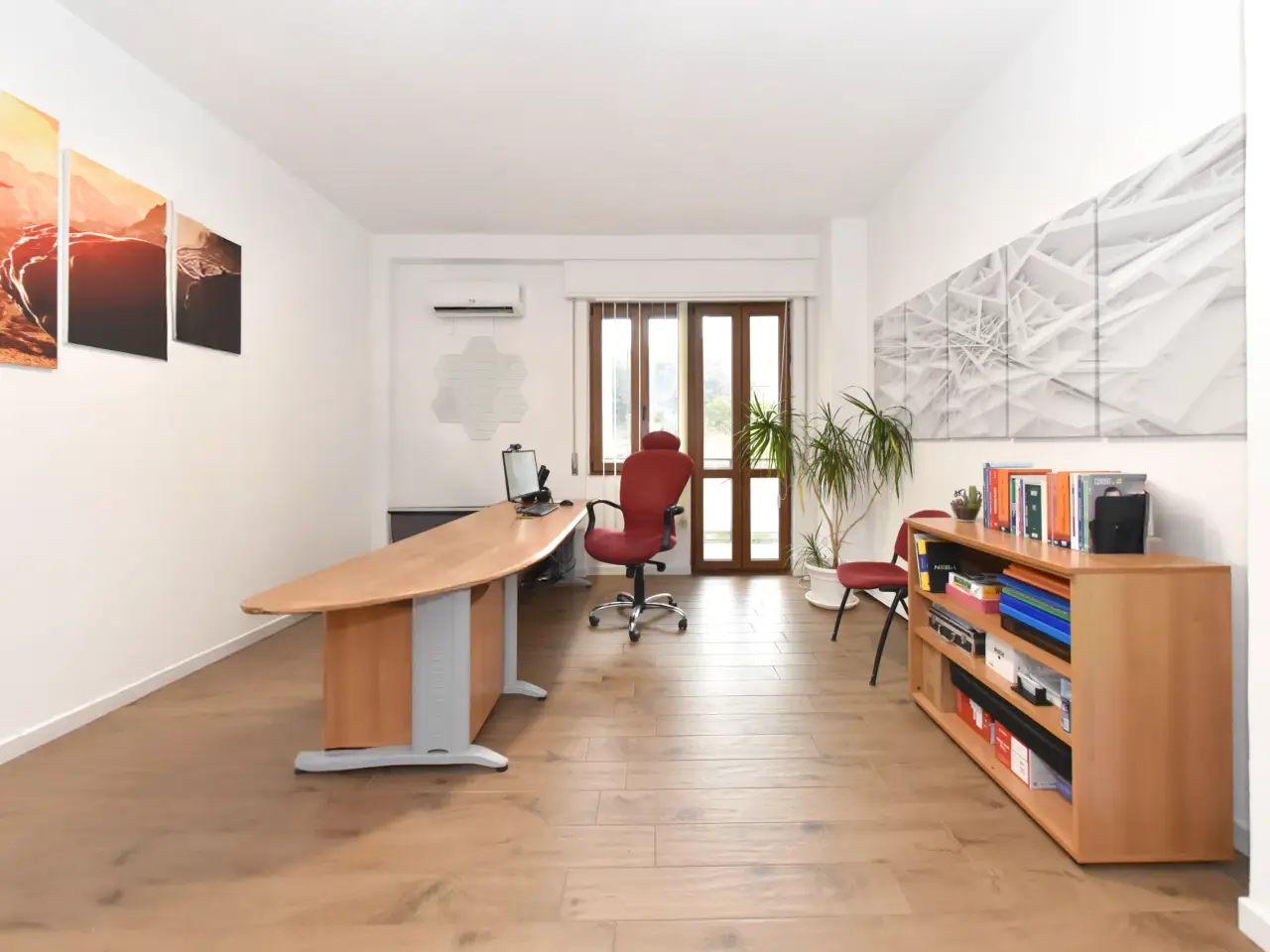 Studio in Viale Sant'Avendrace, Cagliari, {3} - Foto 2