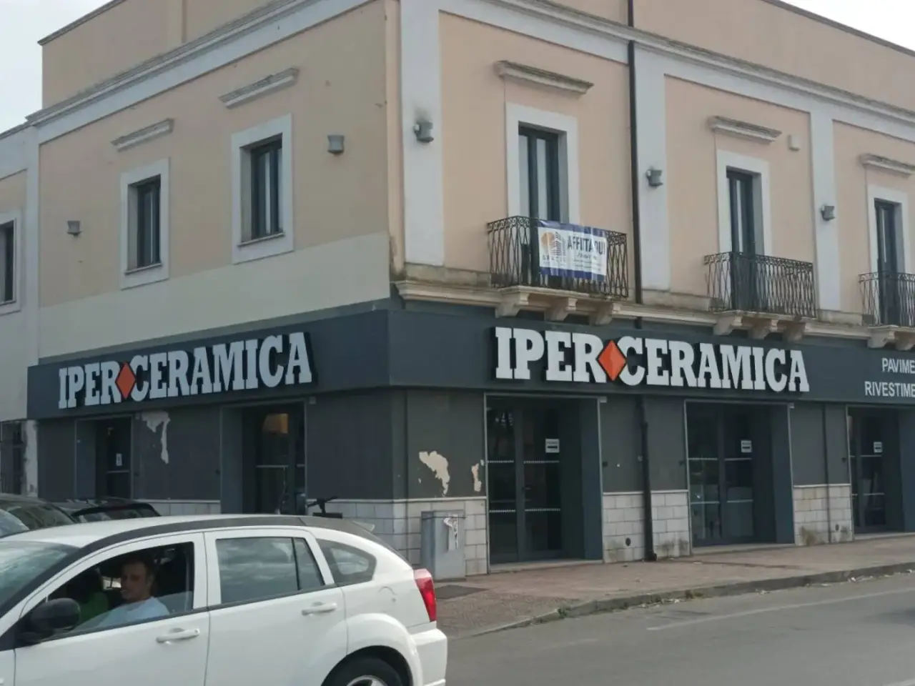 Ufficio in Via Cesare Battisti 1018 Taranto, Taranto, {3} - Foto 2