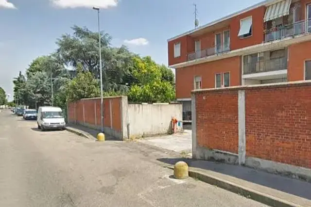 Garage or car box in Via Fiume, Baranzate - Photo 1