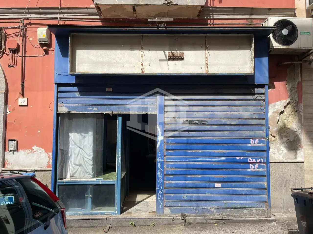 Negozio in Via Giusso 35, Napoli, {3} - Foto 2