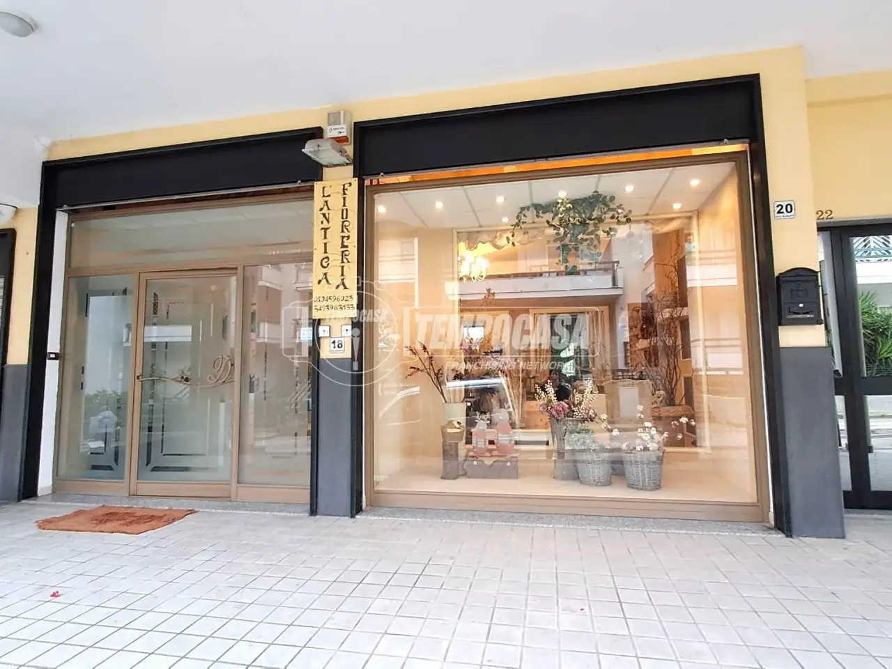 Negozio in Via Piero Gobetti 18, Adelfia, {3} - Foto 1