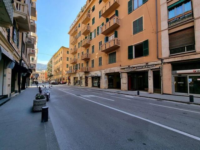 Shop in Corso Giacomo Matteotti, Rapallo - Photo 1