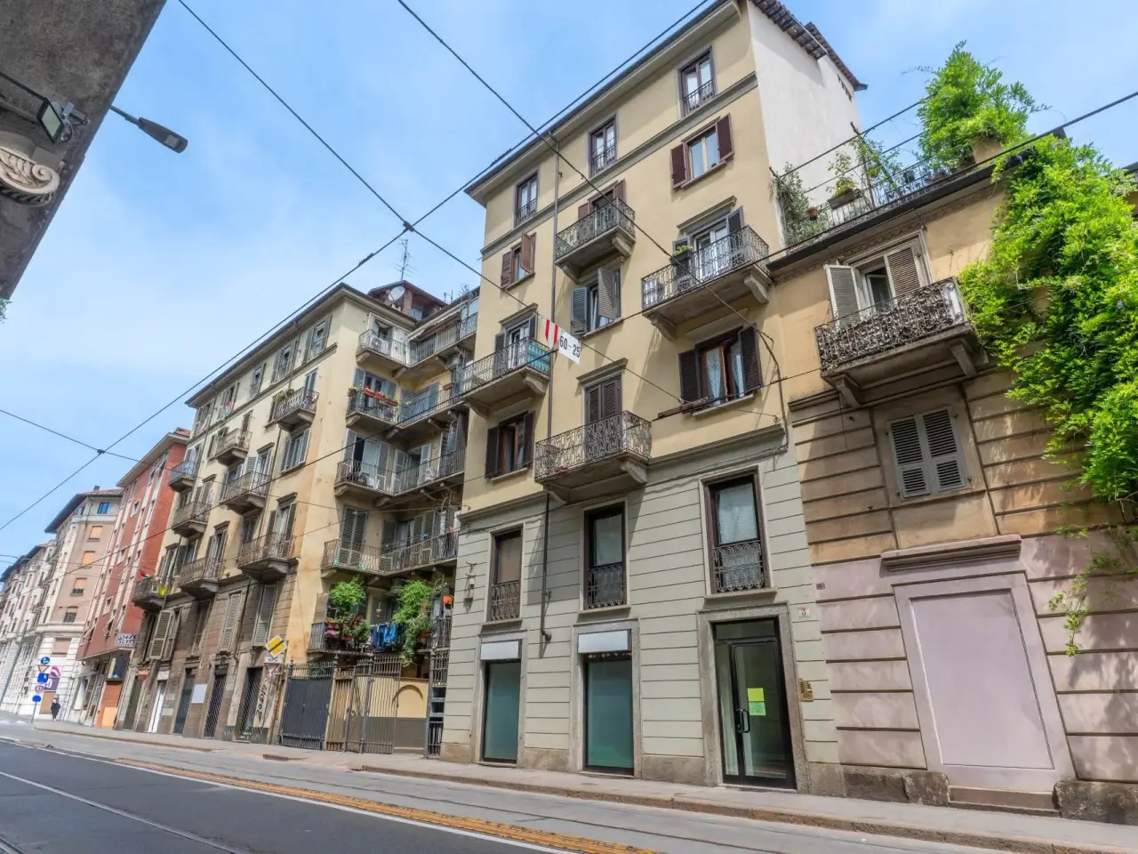 Negozio in Via Valperga, Torino, {3} - Foto 1