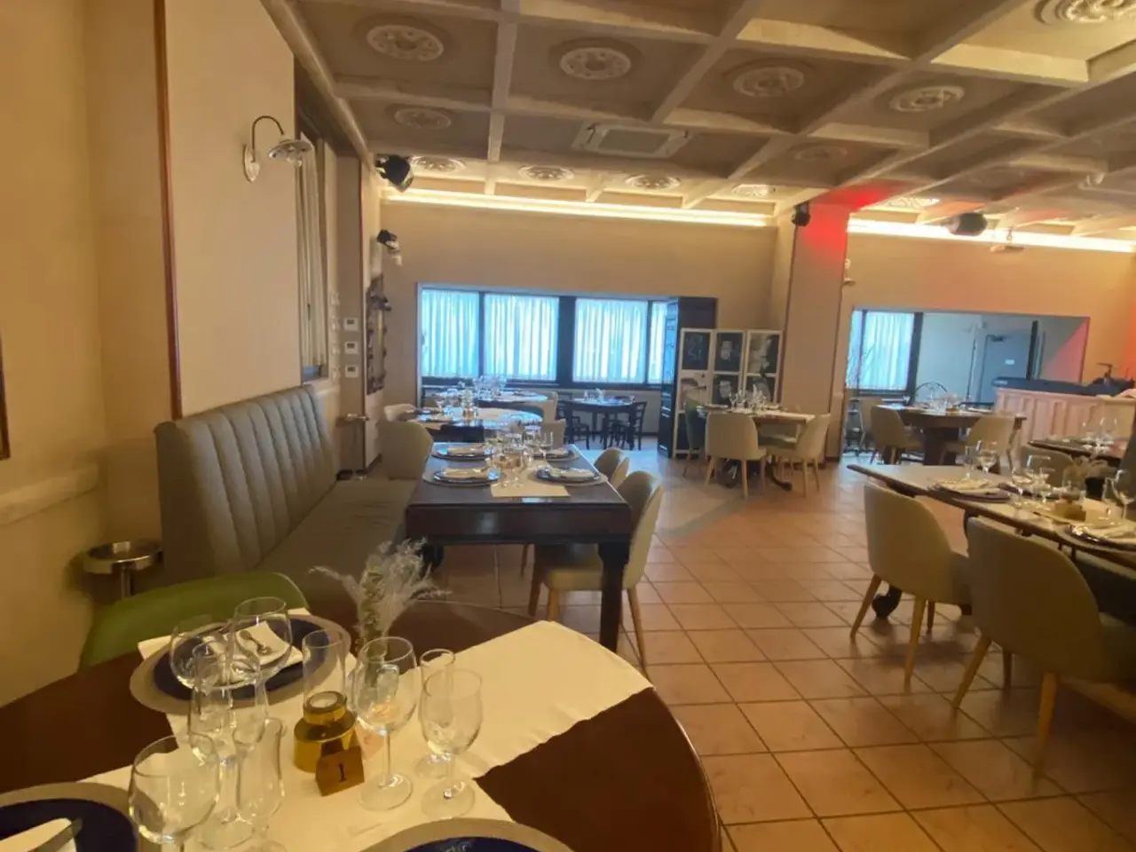 Ristorante - Pizzeria - Pub in Via Boffalora 116, Milano, {3} - Foto 2