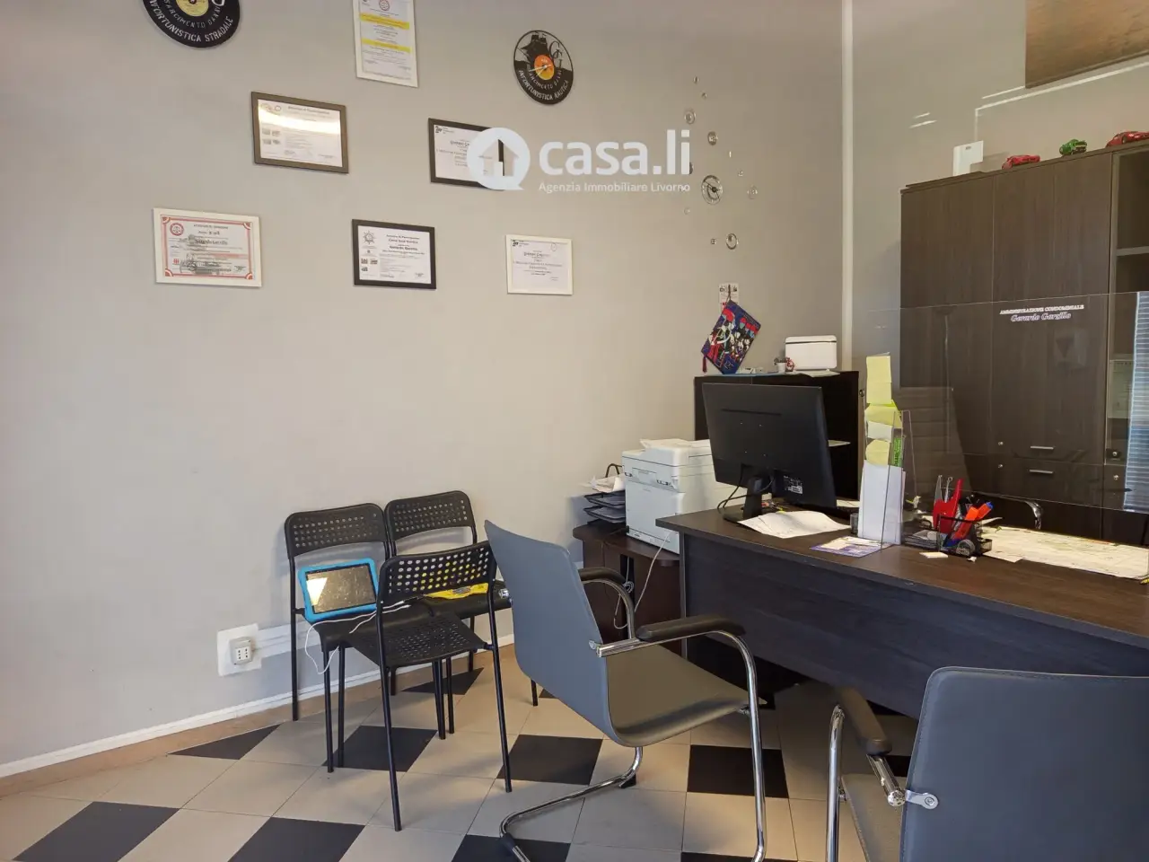 Negozio in Via Angelo Tommasi 16, Livorno, {3} - Foto 2
