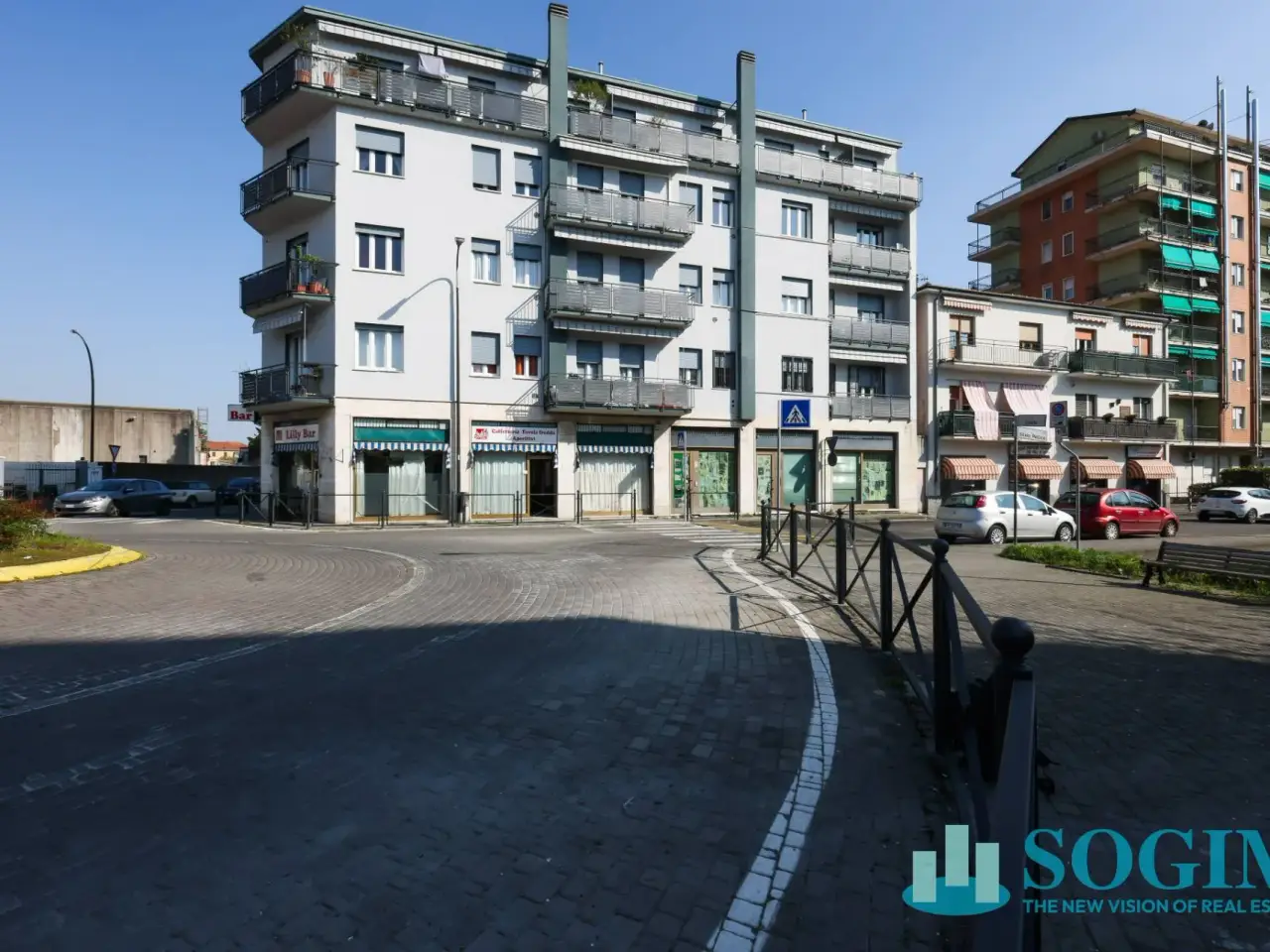Negozio in Via Trieste 180, Limbiate, {3} - Foto 2