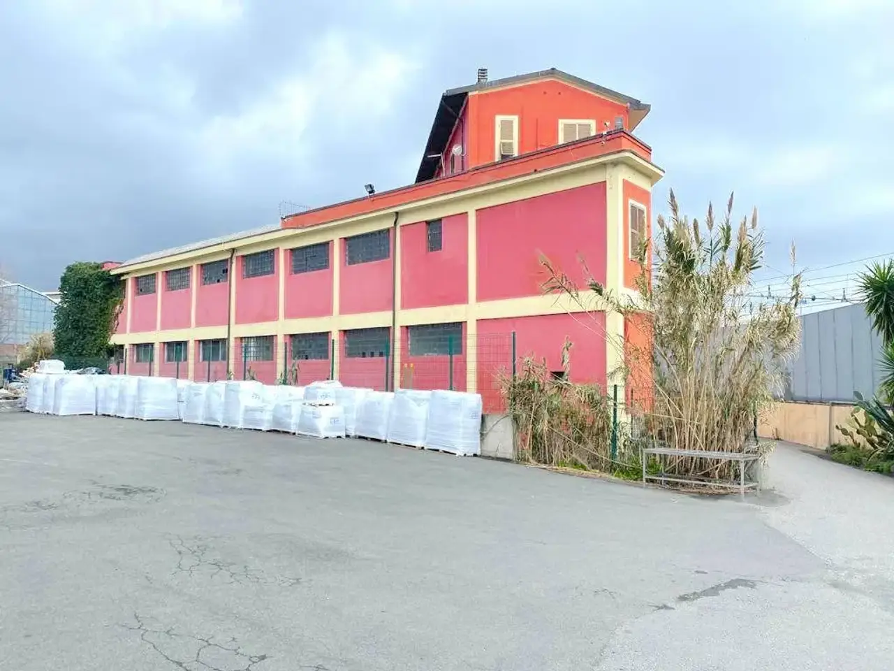Palazzina commerciale in , La Spezia, {3} - Foto 1