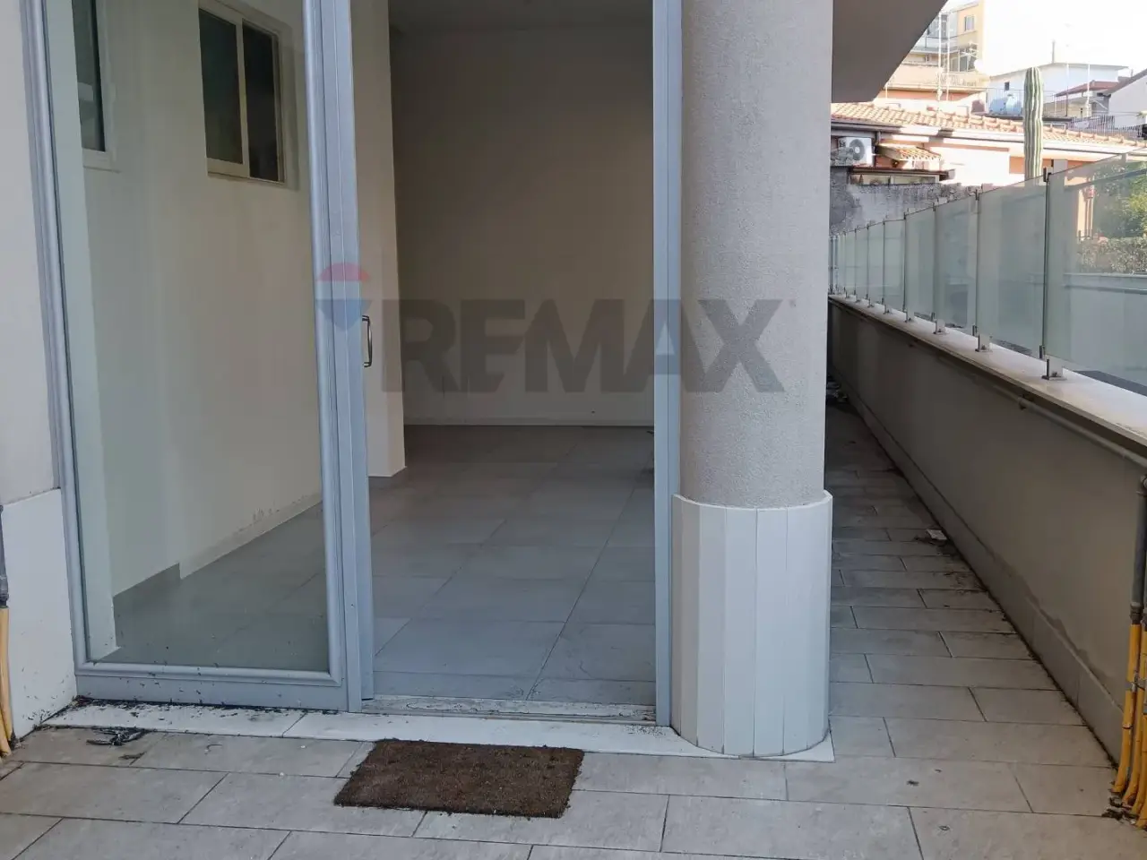 Negozio in Via Salvatore Vigo 132, Acireale, {3} - Foto 1