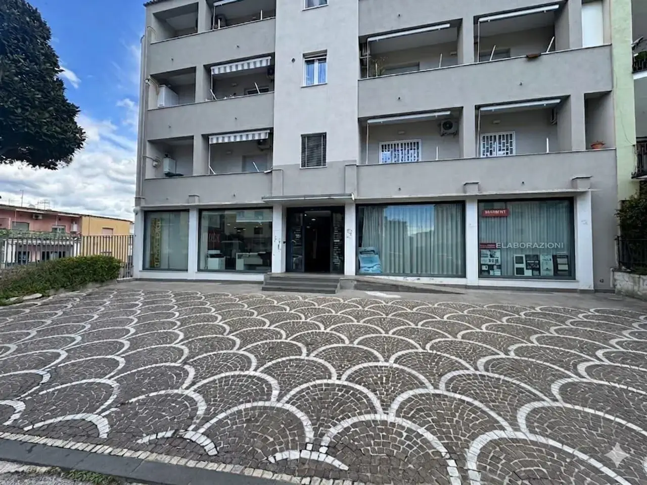 Palazzina commerciale in Via Campana 407, Quarto, {3} - Foto 1