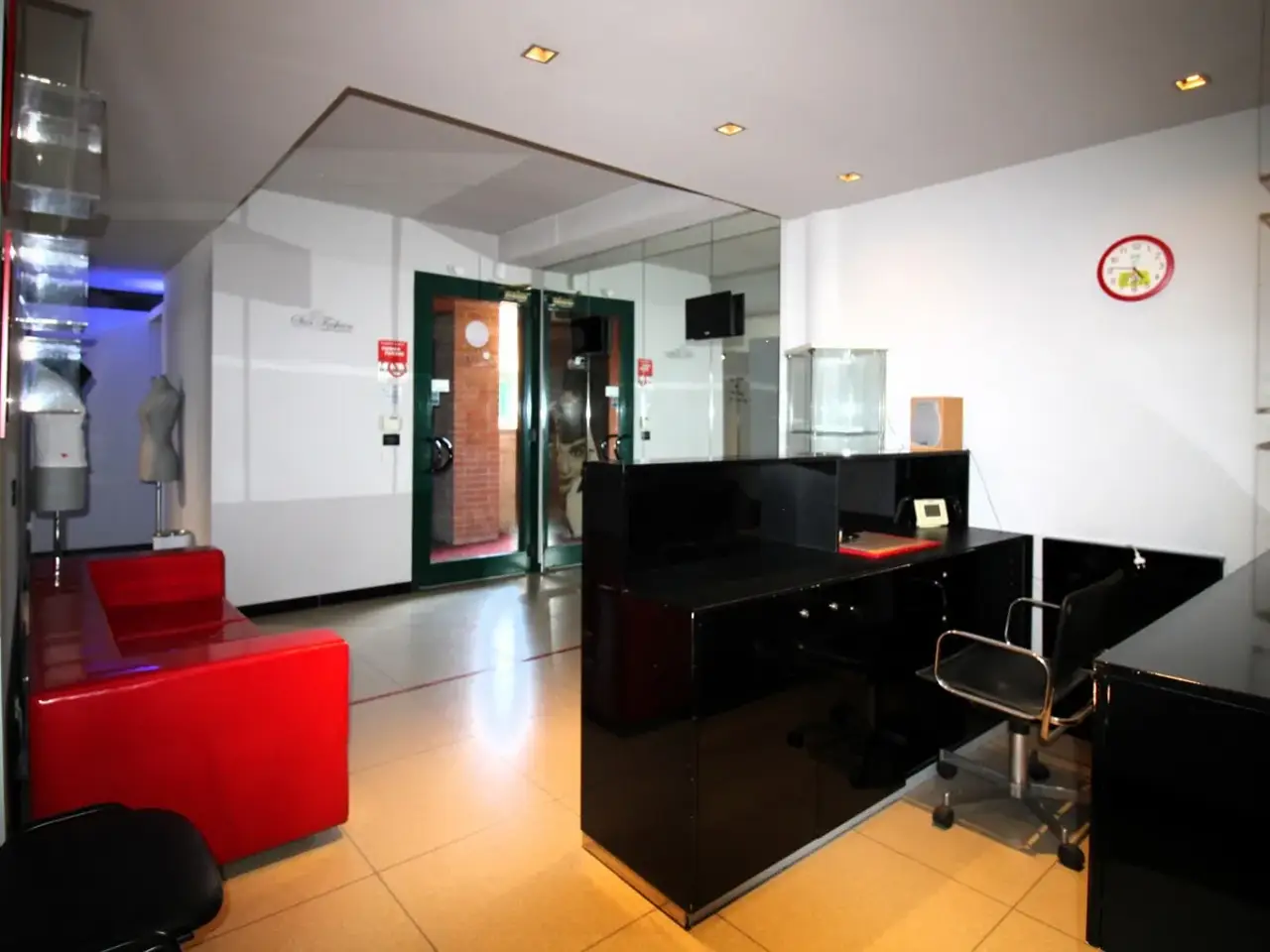 Esercizio commerciale in Via Provinciale 167, Centro Valle Intelvi, {3} - Foto 2