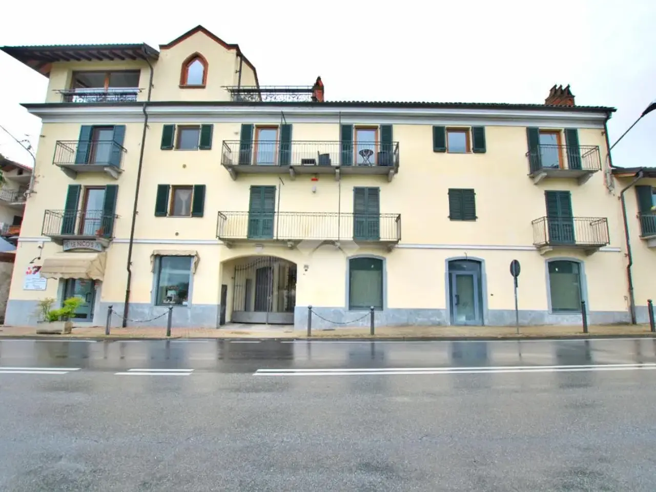 Negozio in Via Provinciale 46, Viverone, {3} - Foto 1
