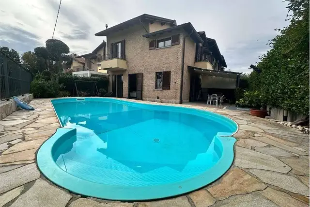 Villa a schiera in Via Aristide Magni , 49, Inverigo - Foto 1