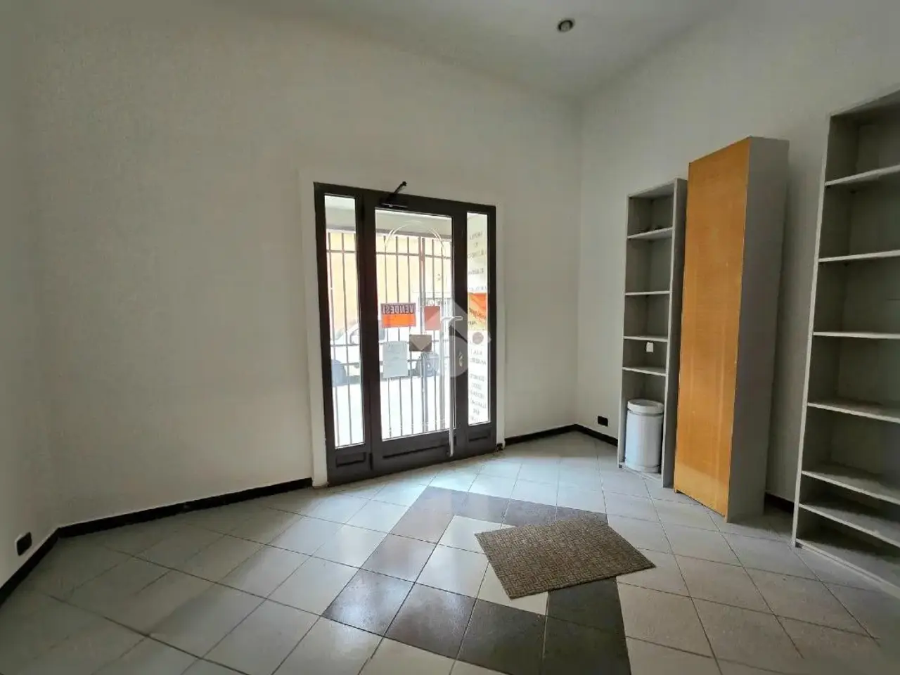 Negozio in Via Gian Giacomo Cavalli 23, Genova, {3} - Foto 1