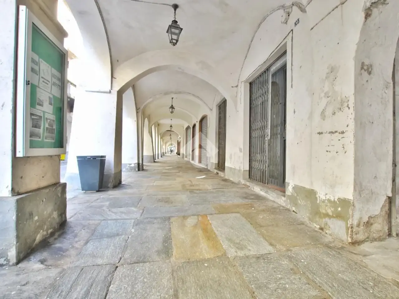 Negozio in Via Mazzini 101, Crescentino, {3} - Foto 2