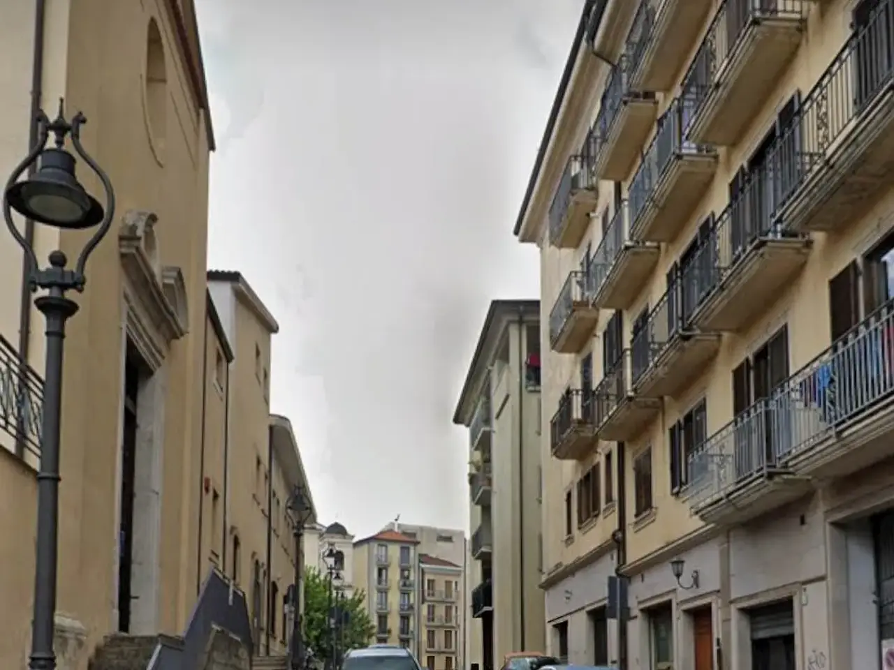 Negozio in Via Clausura, Avellino, {3} - Foto 1